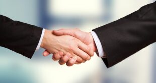 Elma Kabuğunu Soymalı mı? Sağlık Açısından Bilinmesi Gerekenler